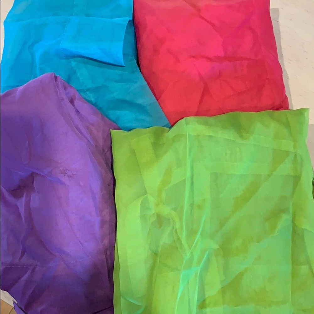 Sheer curtain panels